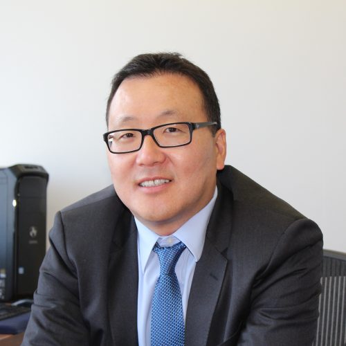 Robert Lee, a successful workers compensation lawyer. He has been service the Los Angeles area for over 8 years.